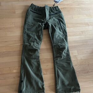 Women’s Ski Pants